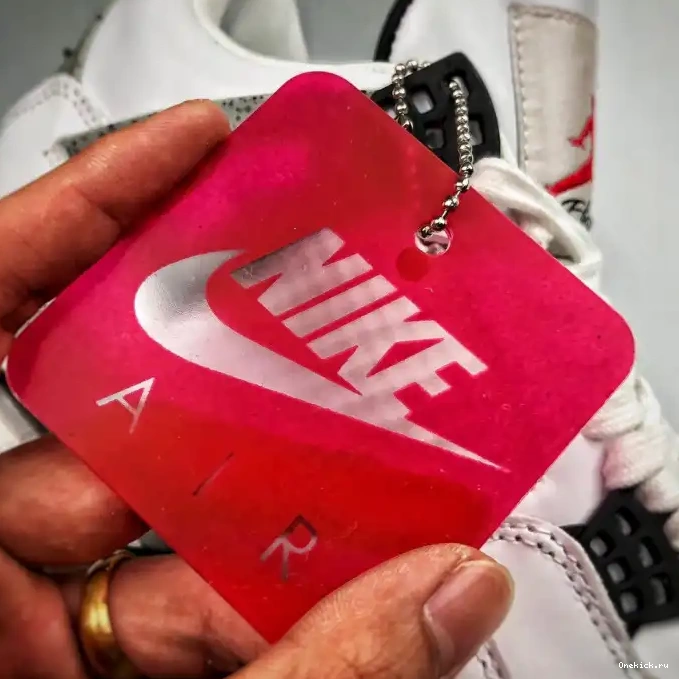 One Kick 840606-192 (nike) Cement Air White OG Jordan 4 0612